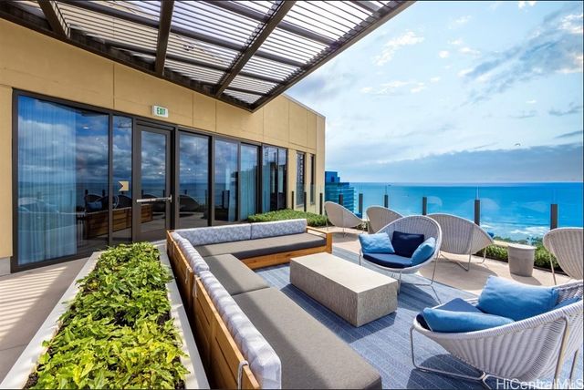 987 Queen Street 3802, Honolulu, HI 96814