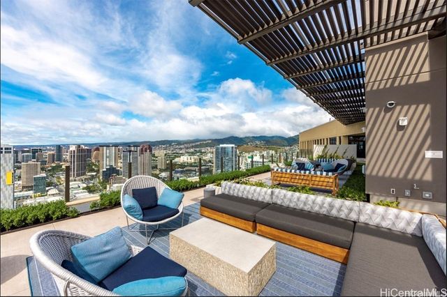 987 Queen Street 3802, Honolulu, HI 96814