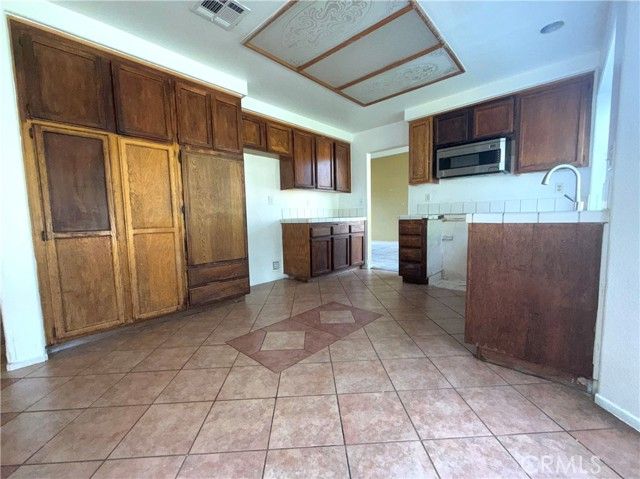 22500 Greenwich Court, Moreno Valley, CA 92553