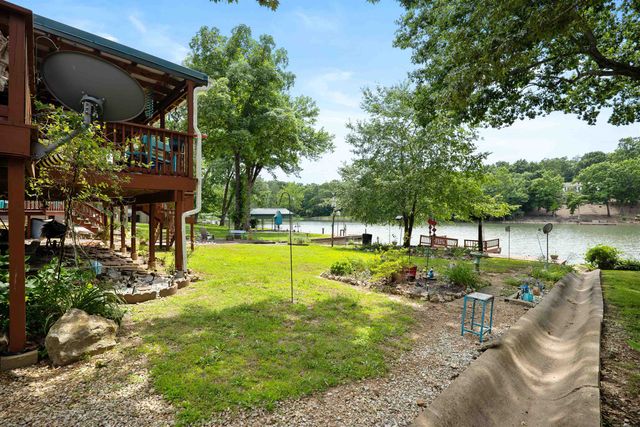 246 E Lakeshore Dr Drive, Cherokee Village, AR 72529