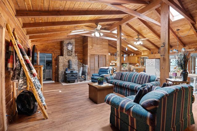 246 E Lakeshore Dr Drive, Cherokee Village, AR 72529
