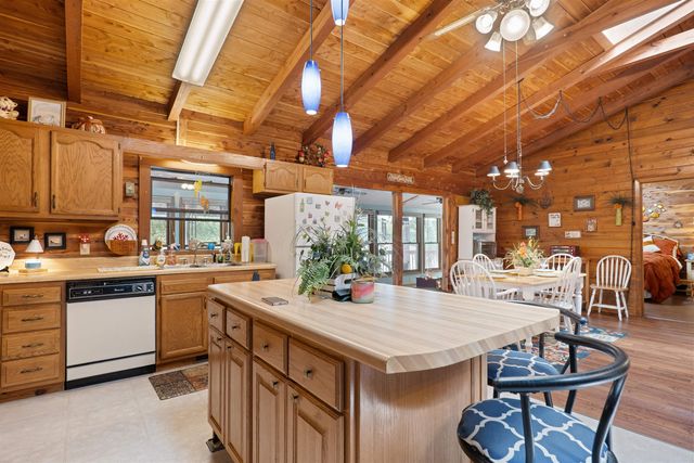 246 E Lakeshore Dr Drive, Cherokee Village, AR 72529