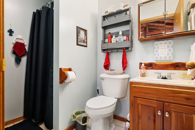 246 E Lakeshore Dr Drive, Cherokee Village, AR 72529