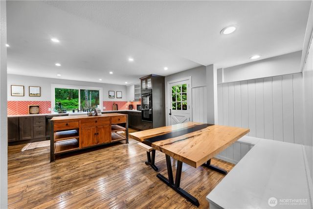 33911 NE 66th Street, Carnation, WA 98014