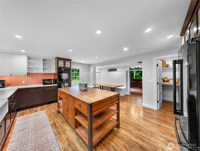 33911 NE 66th Street, Carnation, WA 98014