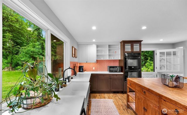 33911 NE 66th Street, Carnation, WA 98014