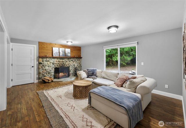 33911 NE 66th Street, Carnation, WA 98014