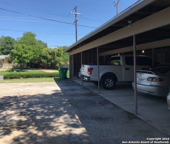175 Harrigan Ct, Alamo Heights, TX 78209