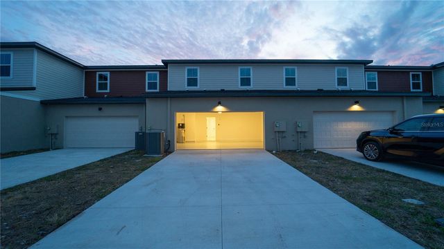 4867 CROSS PRAIRIE PARKWAY, St Cloud, FL 34772