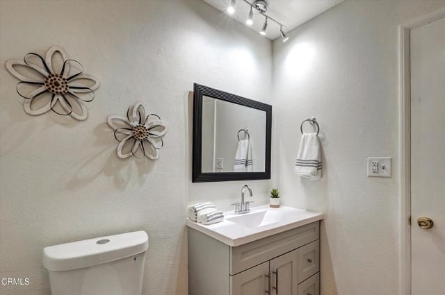 656 Sunfish Way, Port Hueneme, CA 93041