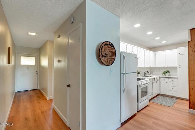 656 Sunfish Way, Port Hueneme, CA 93041