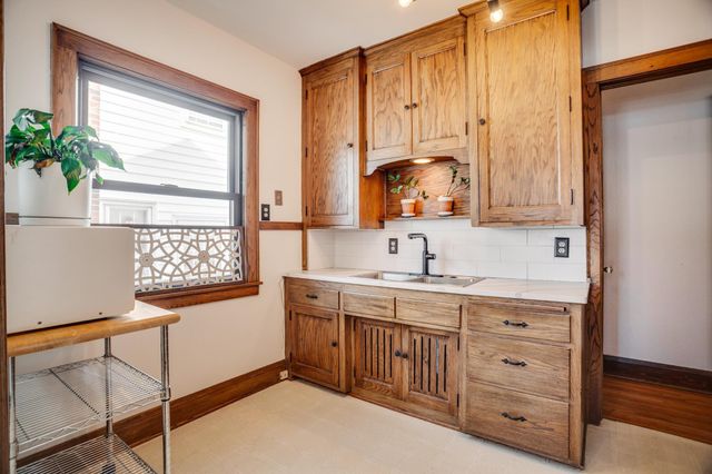 5345 Knox Avenue S, Minneapolis, MN 55419