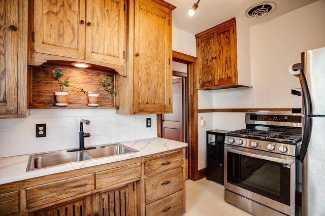 5345 Knox Avenue S, Minneapolis, MN 55419