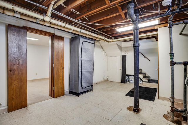 5345 Knox Avenue S, Minneapolis, MN 55419