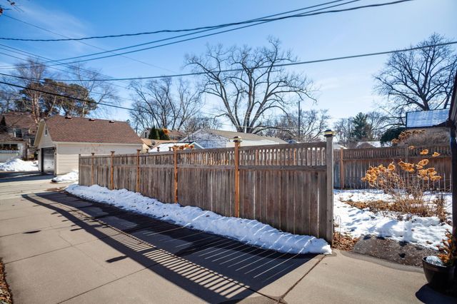 5345 Knox Avenue S, Minneapolis, MN 55419