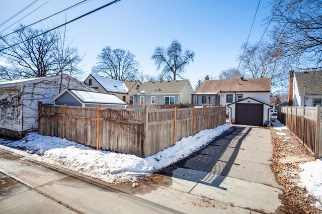 5345 Knox Avenue S, Minneapolis, MN 55419