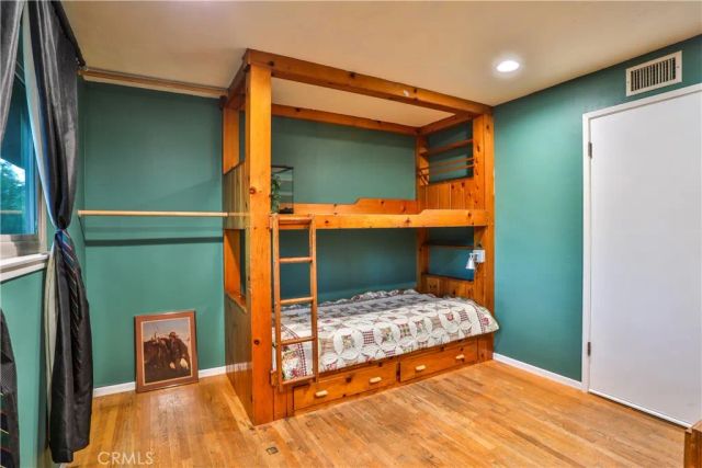 846 W 10th Street, Claremont, CA 91711