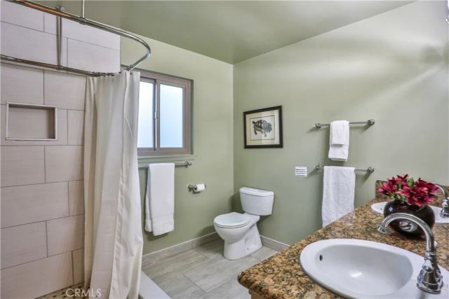 846 W 10th Street, Claremont, CA 91711