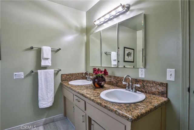 846 W 10th Street, Claremont, CA 91711