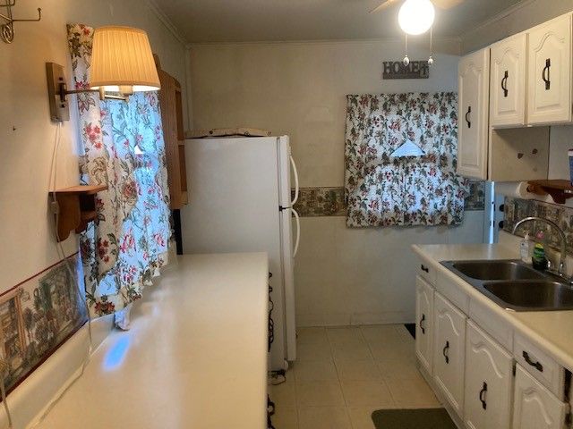 121 Pennsylvania, Monessen, PA 15062