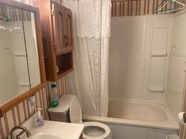 121 Pennsylvania, Monessen, PA 15062