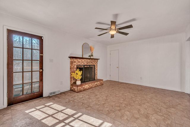 5918 Green Ridge RD, Roanoke, VA 24019