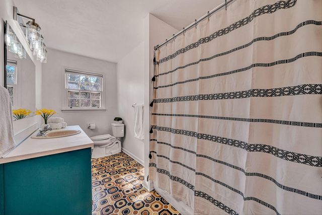 5918 Green Ridge RD, Roanoke, VA 24019