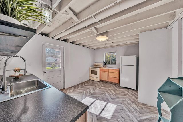 5918 Green Ridge RD, Roanoke, VA 24019