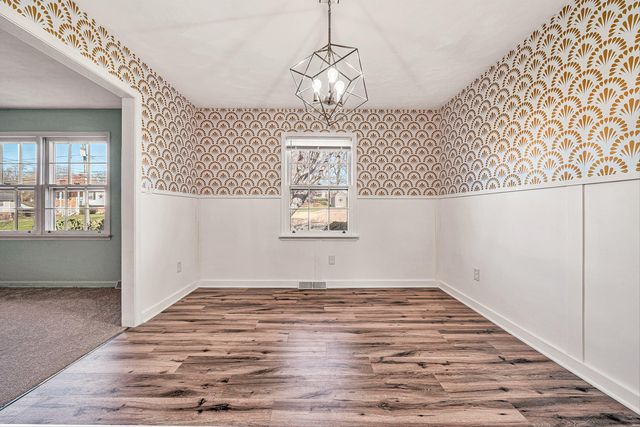 5918 Green Ridge RD, Roanoke, VA 24019