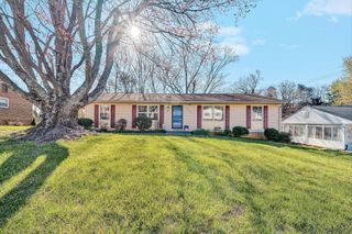 5918 Green Ridge RD, Roanoke, VA 24019