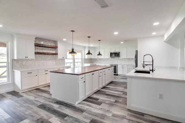 3884 E Lois Road, Sanger, TX 76266