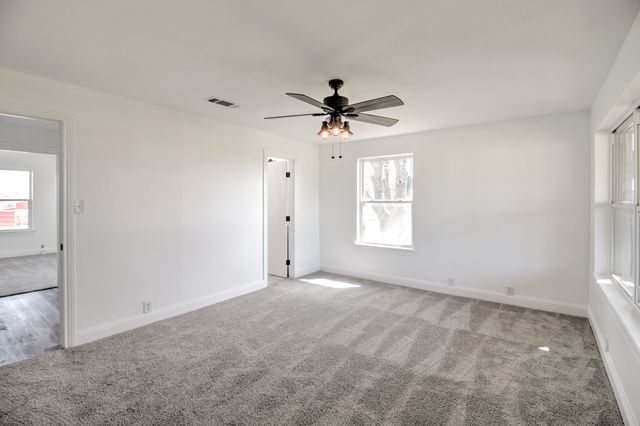 3884 E Lois Road, Sanger, TX 76266