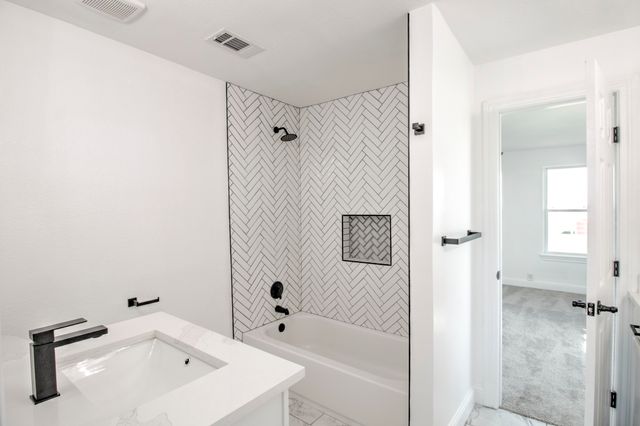 3884 E Lois Road, Sanger, TX 76266