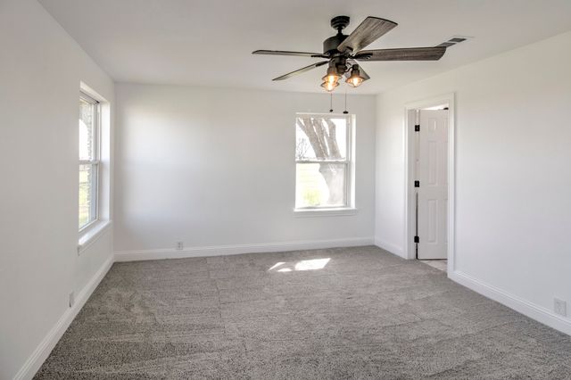 3884 E Lois Road, Sanger, TX 76266