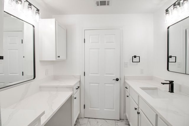 3884 E Lois Road, Sanger, TX 76266