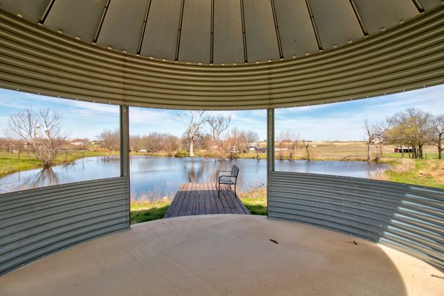 3884 E Lois Road, Sanger, TX 76266