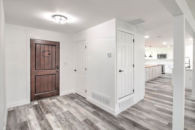 3884 E Lois Road, Sanger, TX 76266