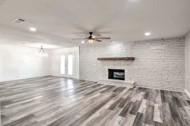 3884 E Lois Road, Sanger, TX 76266