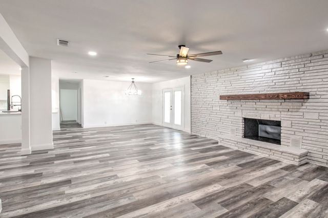 3884 E Lois Road, Sanger, TX 76266