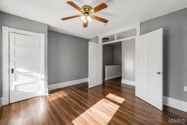 1216 N 5th Street, St Charles, MO 63301