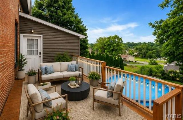 1216 N 5th Street, St Charles, MO 63301