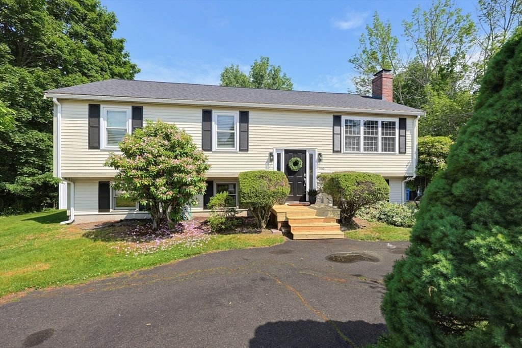 560 South Ave, Whitman, MA 02382