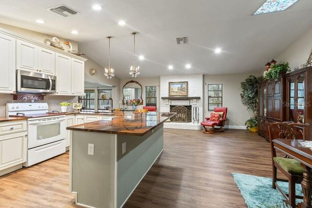 13502 WHITBY ROAD, Hudson, FL 34667