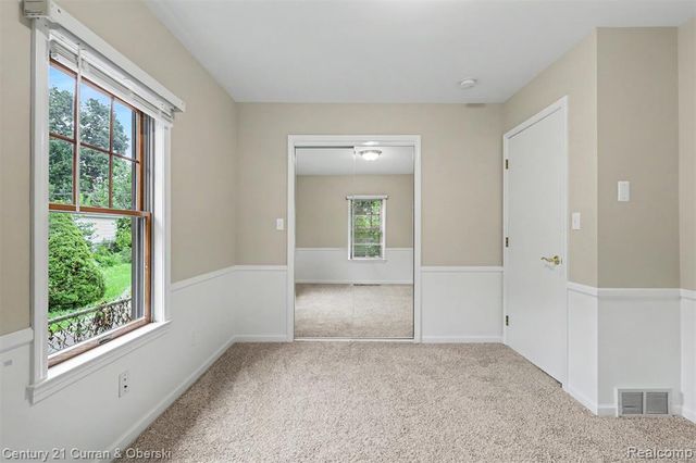 4437 Merrick Street, Dearborn Heights, MI 48125