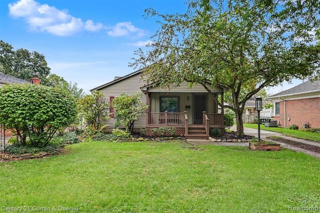 4437 Merrick Street, Dearborn Heights, MI 48125