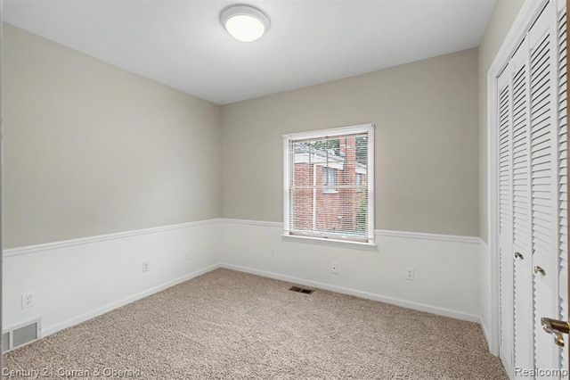 4437 Merrick Street, Dearborn Heights, MI 48125