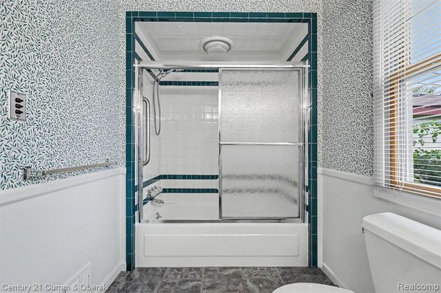 4437 Merrick Street, Dearborn Heights, MI 48125
