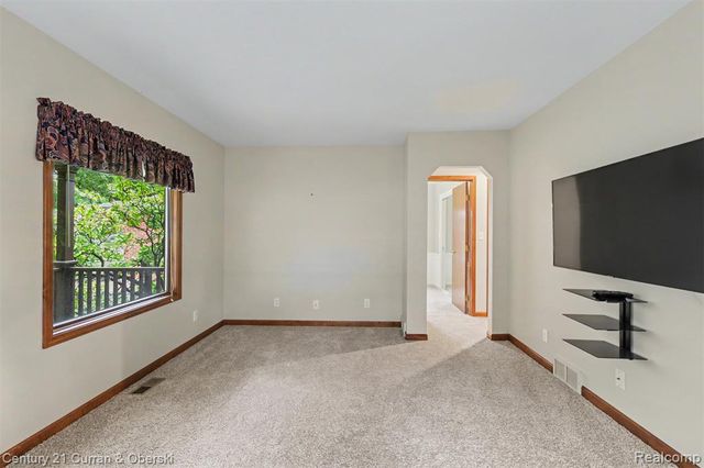 4437 Merrick Street, Dearborn Heights, MI 48125