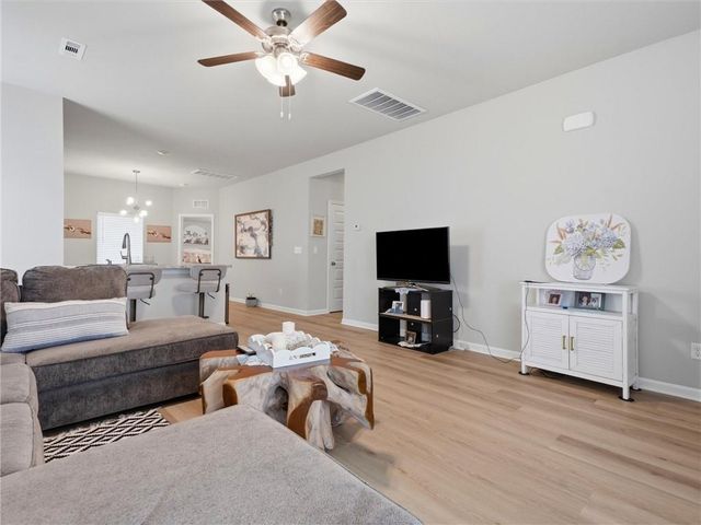 7920 SE 5th Terrace, Blue Springs, MO 64014