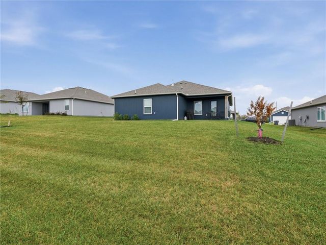 7920 SE 5th Terrace, Blue Springs, MO 64014